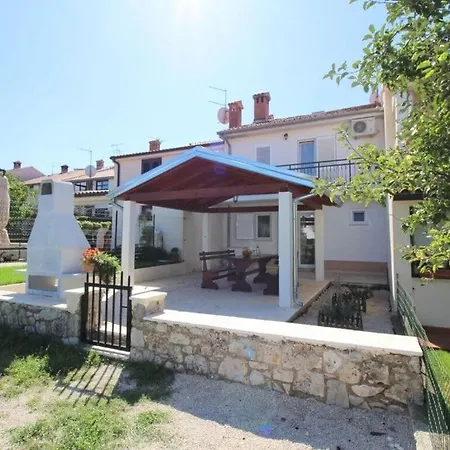 Holiday home Anamaria Modern And New Holiday Porec